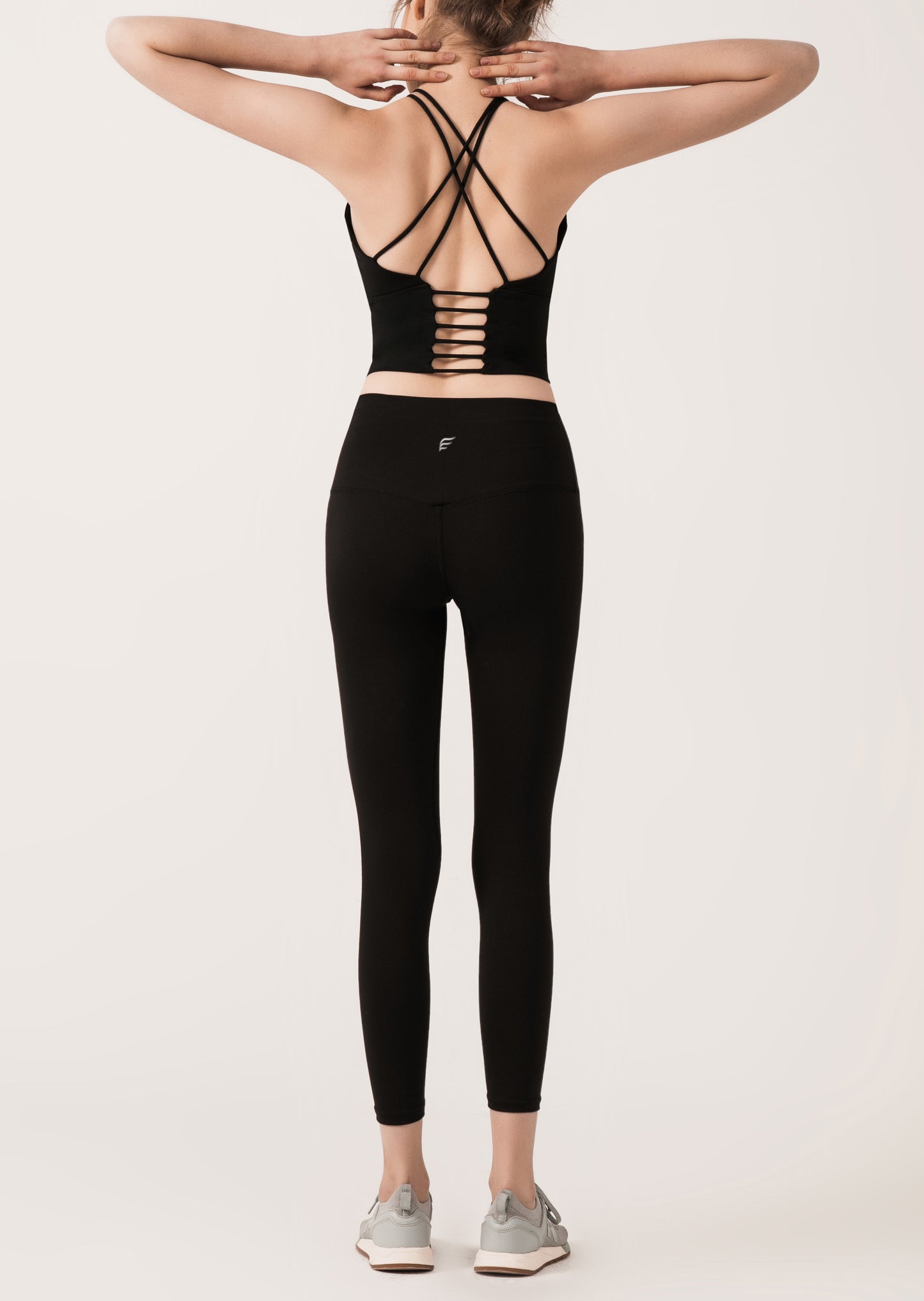 Thin Straps Ladder Crossed Back Beauty Push Up Sports Bra