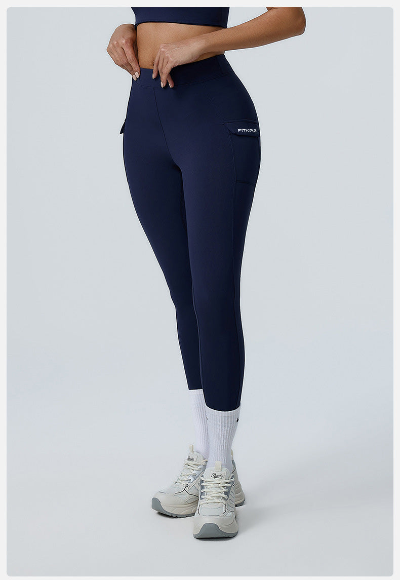 Two Side Pockets Sharp Cut Sports Leggings