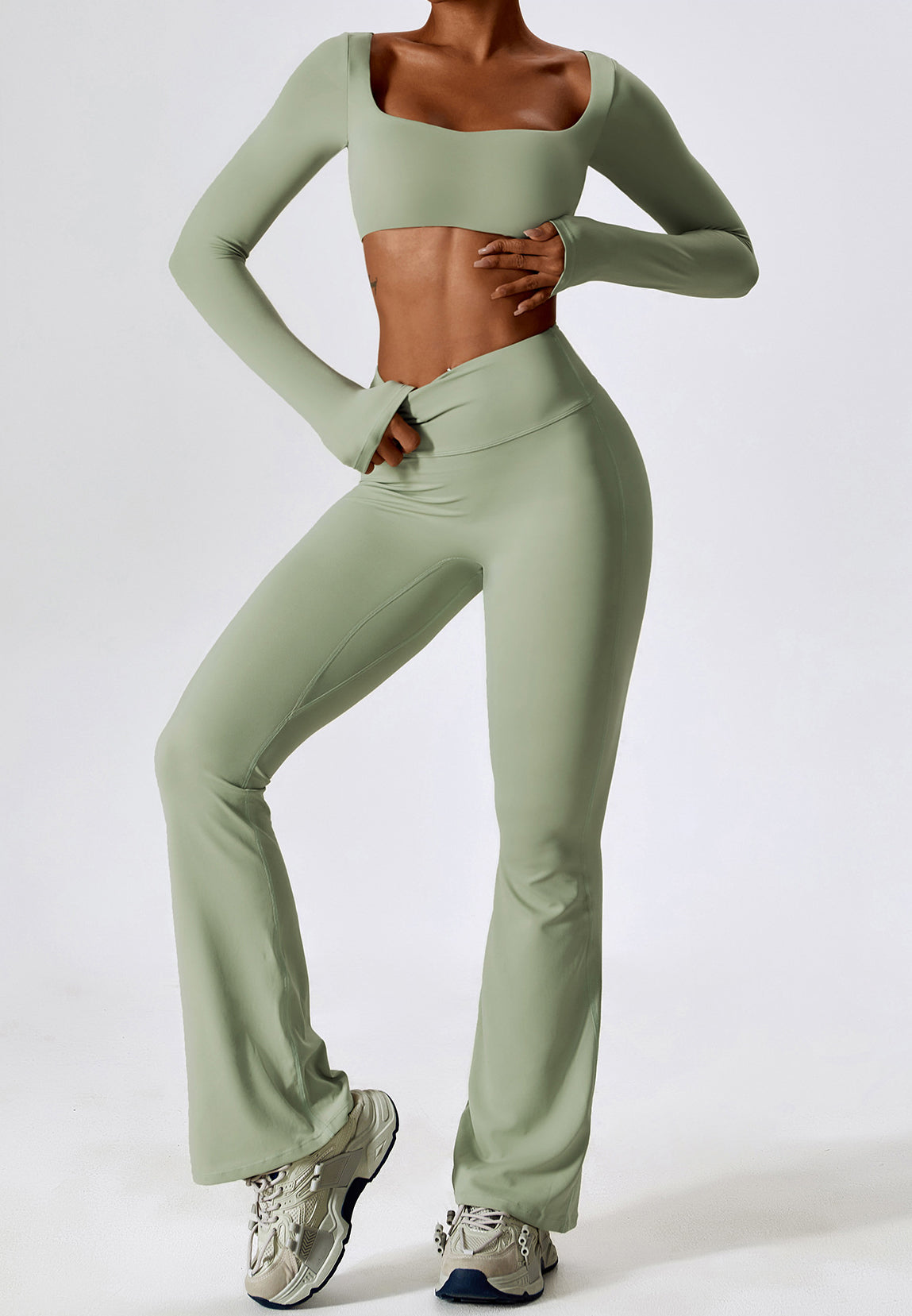 SkinTouch Square Neck Long Sleeves Sports Bra