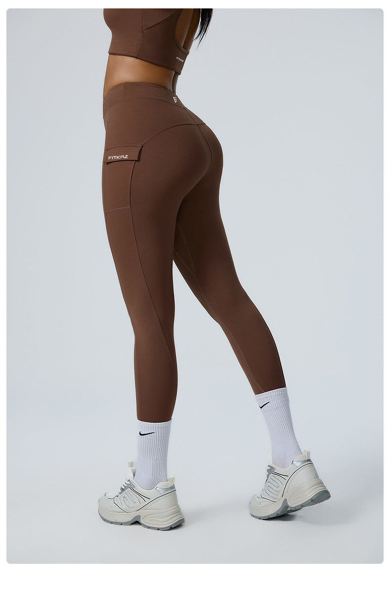 Two Side Pockets Sharp Cut Sports Leggings