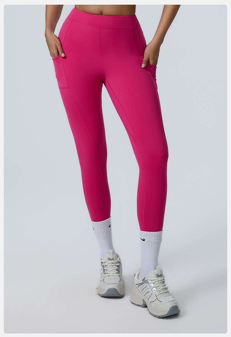 Two Side Pockets Sharp Cut Sports Leggings