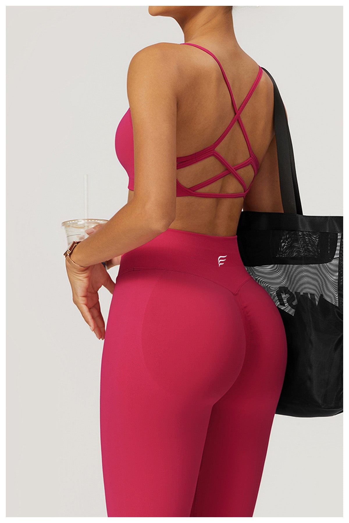 Seamless Knitted Star Crossed Back Beauty Sports Bra