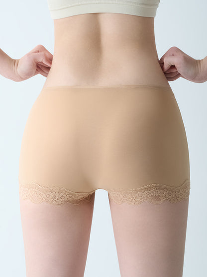 Feather Skin Touch Ultra Light Lace Boyshort