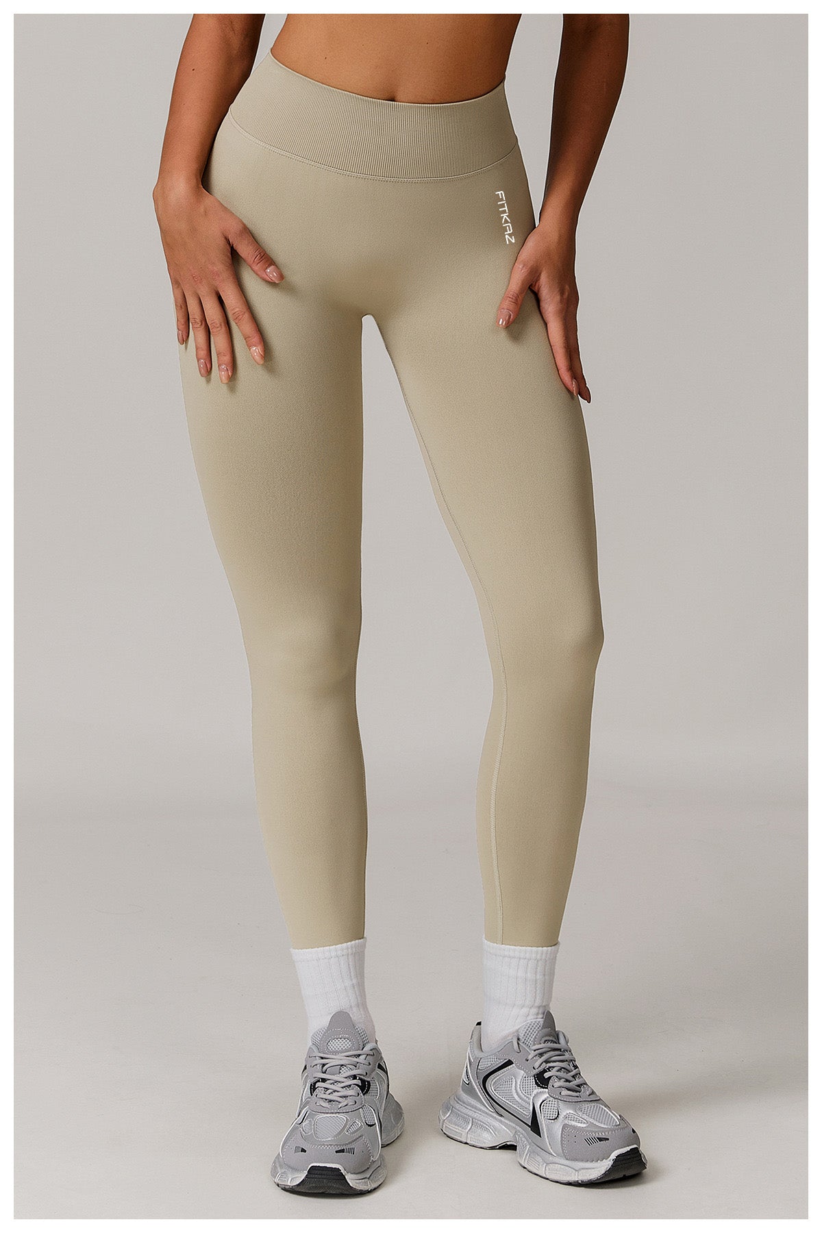 Knitted Seamless V Shape Back Peach Booty Leggings