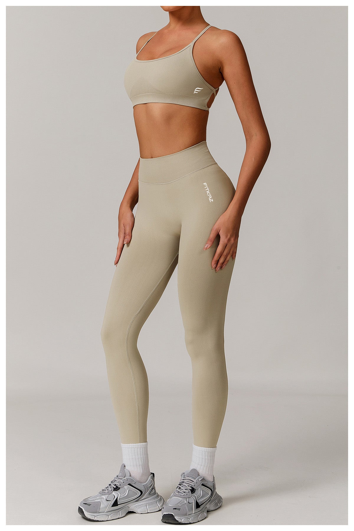 Knitted Seamless V Shape Back Peach Booty Leggings