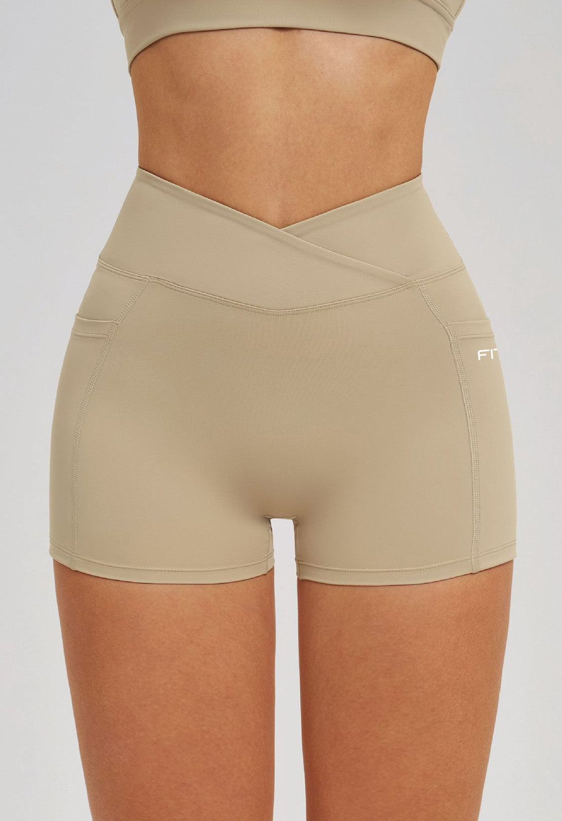 WINTER 26' Ice Cream Pocket Short