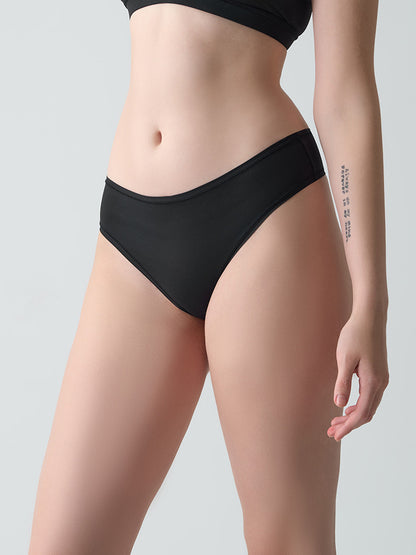 Feather Skin Touch Ultra Light Bold Thong